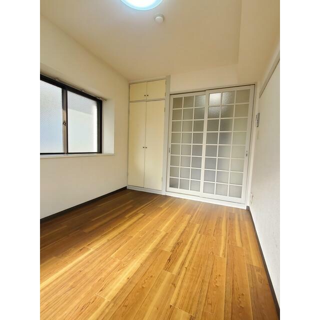 居室・リビング　角部屋で明るいです！