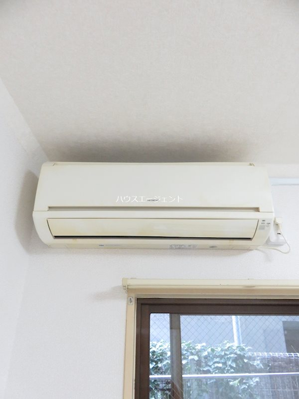 その他　エアコン付きです。