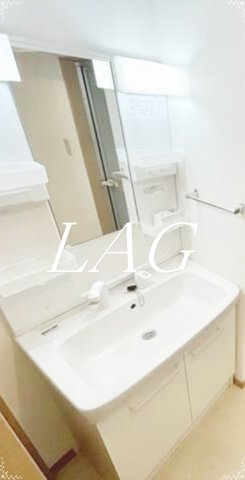 洗面設備　洗面台です。