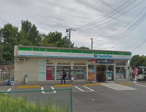 コンビニ　ファミリーマートさいたま中浦和店（コンビニ）まで201m