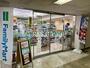 コンビニ　ファミリーマート 松戸市役所/Ｓ店（コンビニ）まで100m