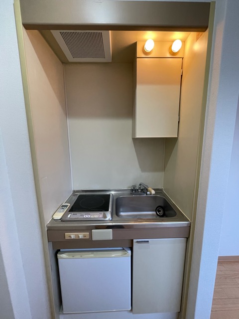 キッチン　壁付けキッチンでスペースを有効活用できます！