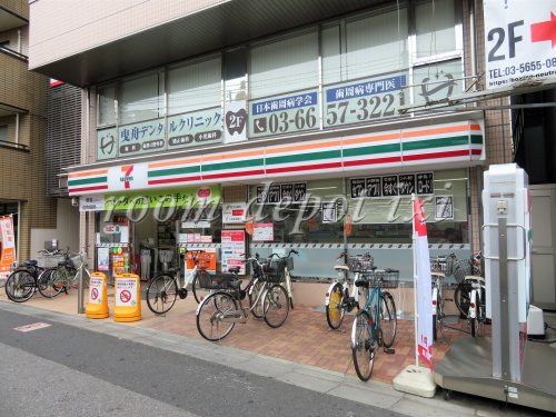 コンビニ　セブン-イレブン 東武曳舟駅前店（コンビニ）まで726m