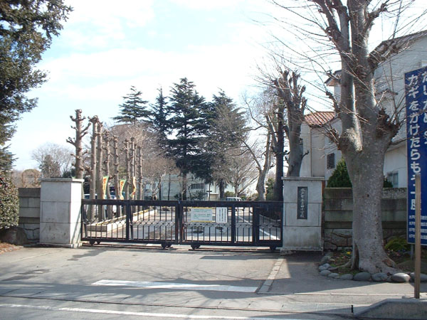 小学校　吉田小（小学校）まで400m
