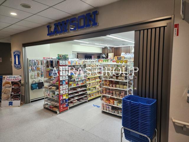 コンビニ　ローソン Ｓ新座志木中央総合病院店（コンビニ）まで450m