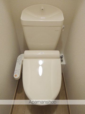 レオパレス栗山のトイレ写真