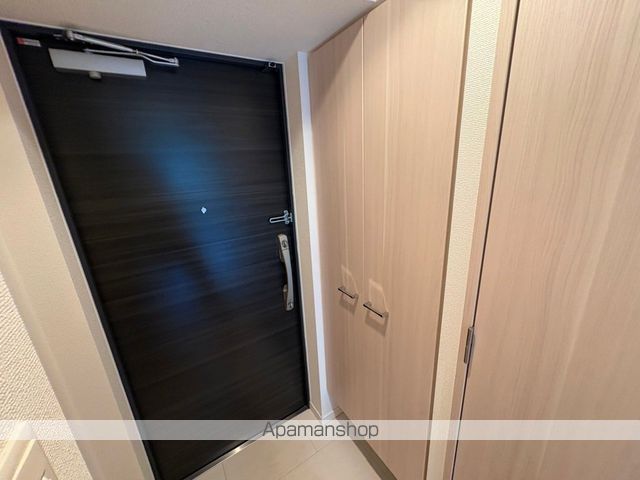 SーRESIDENCE新大阪Ridenteの玄関写真