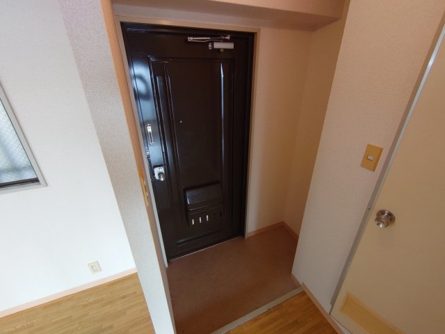 ハイム山本の玄関写真