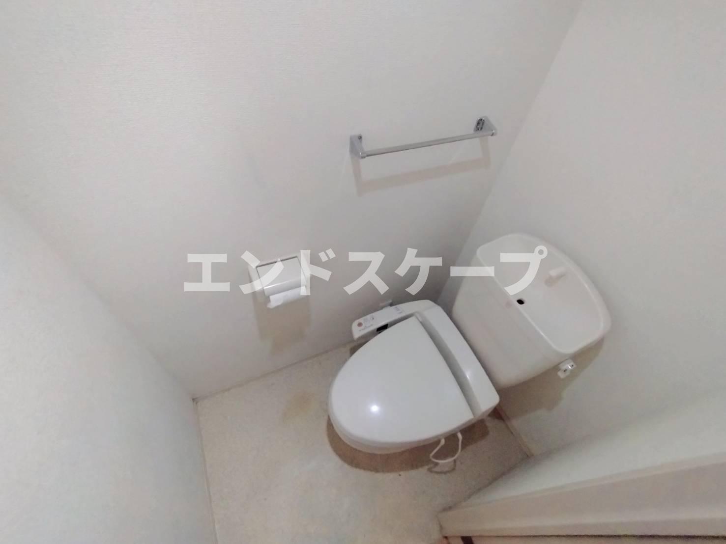 ＪＲ八高線 北藤岡駅 徒歩31分 2階建 築19年のトイレ写真