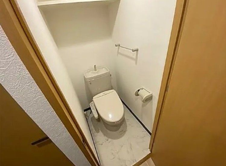 トイレ　別部屋参考画像