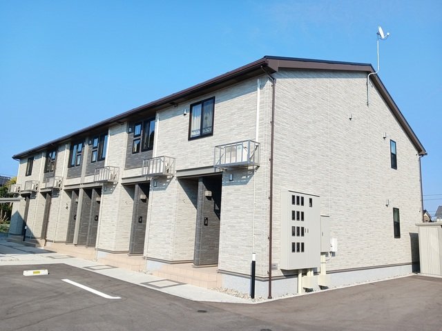 建物外観　外観は落ち着いています