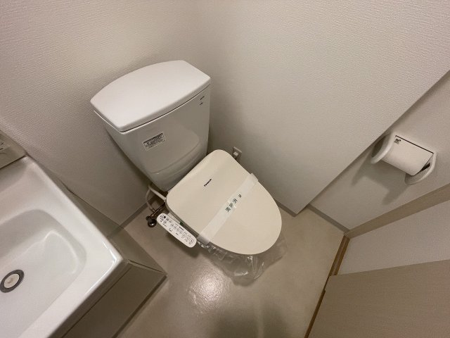 トイレ　清潔感のあるトイレです