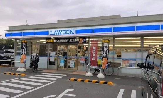 コンビニ　ローソン 足立西新井五丁目店（コンビニ）まで350m