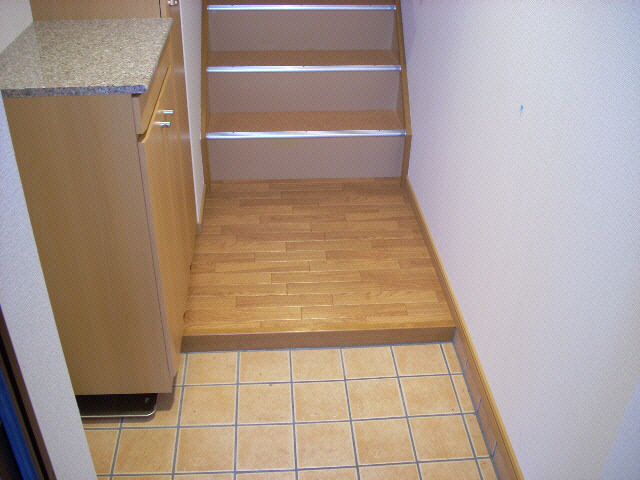 玄関　※別部屋写真