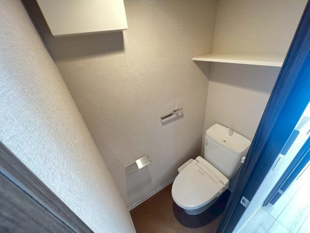 トイレ　別部屋参考写真