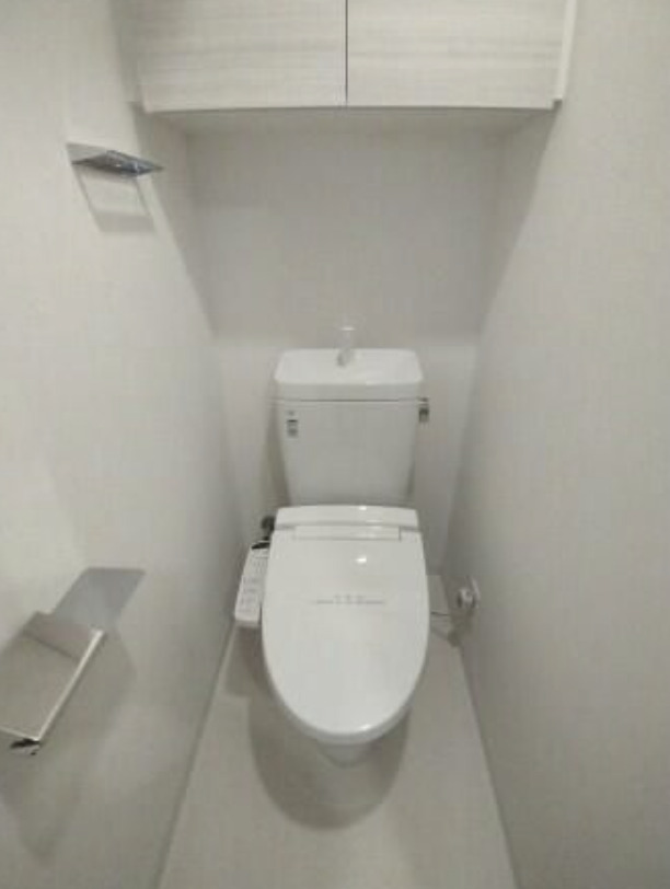 東京メトロ銀座線 稲荷町駅 徒歩5分 9階建 築6年のトイレ写真