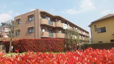 建物外観　住環境良好なマンションです