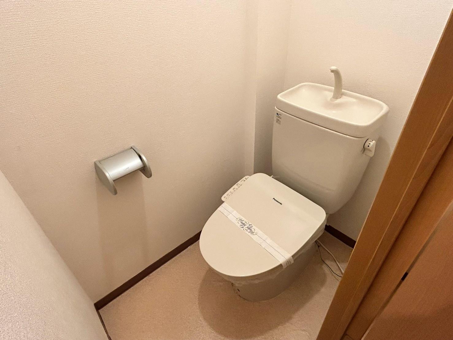 ラ・ルミエールのトイレ写真