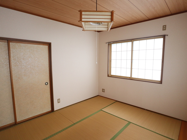 フレイグラントの居間写真