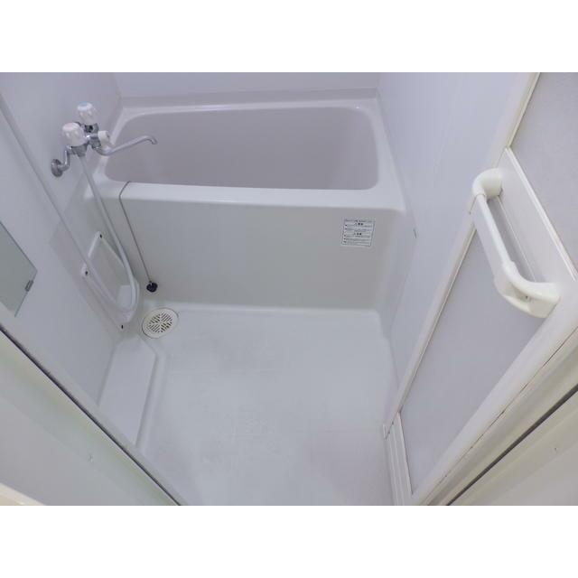 バス・シャワールーム　水回りは清潔感を意識しています