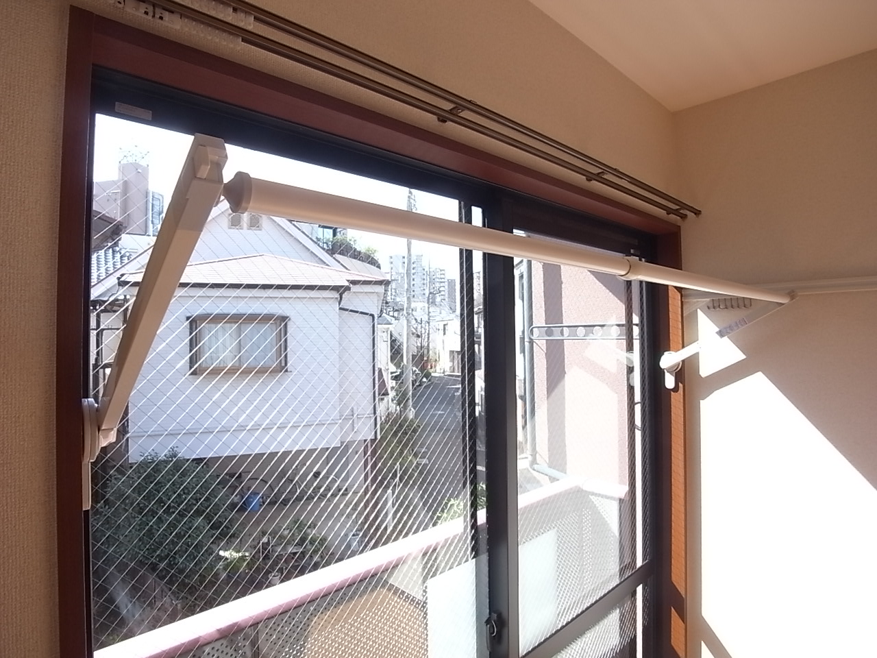 その他設備　室内物干し具