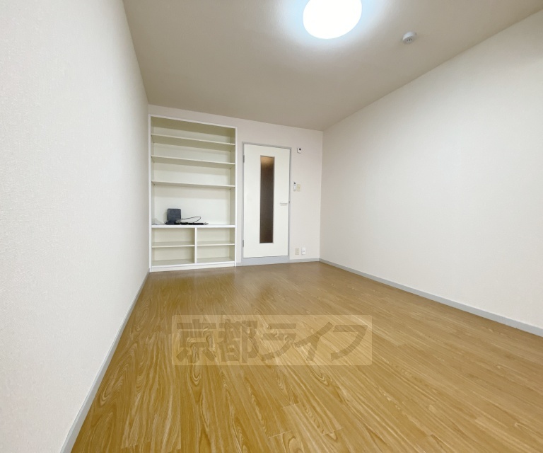 居室・リビング　広々としたお部屋です。