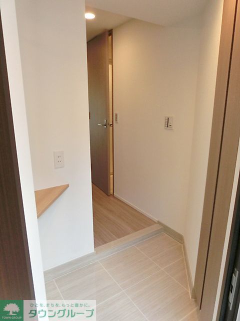 玄関　※写真は同タイプ住戸です。
