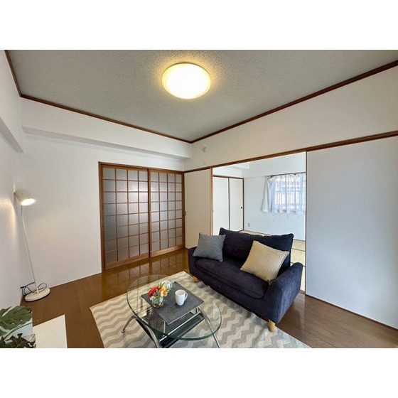 居室・リビング　※同タイプ別部屋のお写真です。現況優先です。