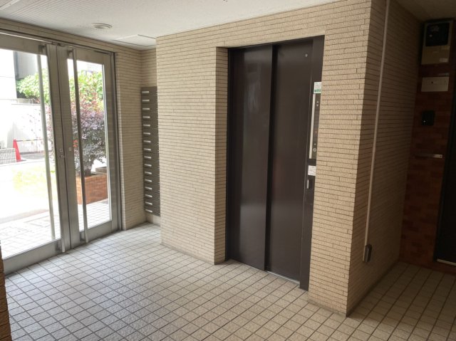 ロビー