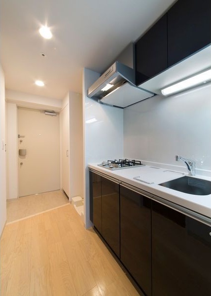 キッチン　同物件別部屋写真