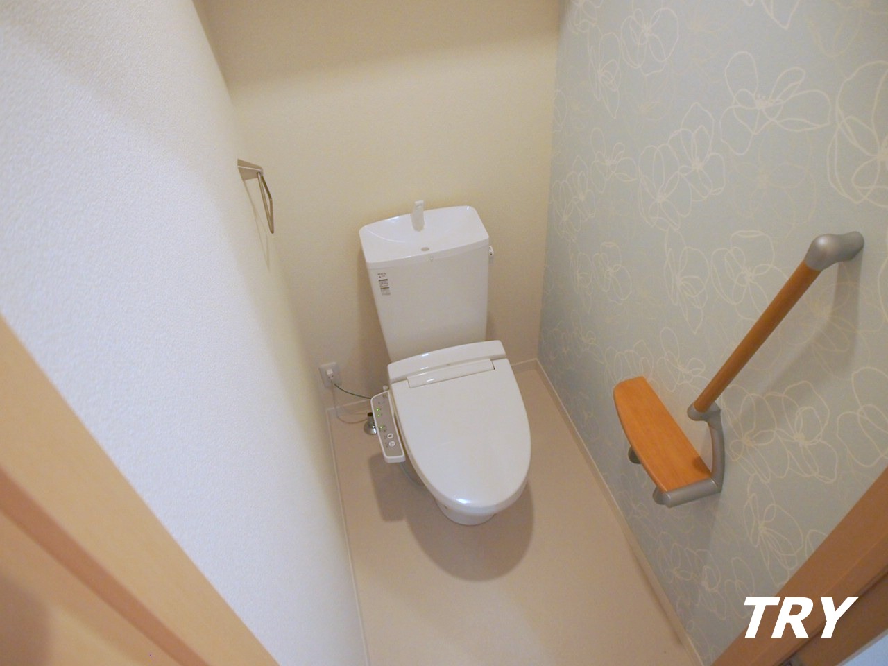 トイレ　ウォシュレット付！