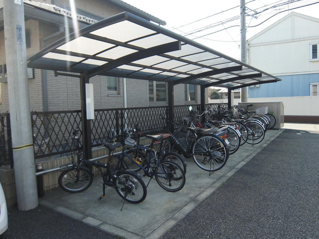 その他共有部分　駐輪場も完備しています！