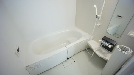 バス・シャワールーム　１坪風呂