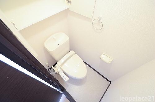 トイレ　設備仕様は号室により異なる為、現況を優先致します。