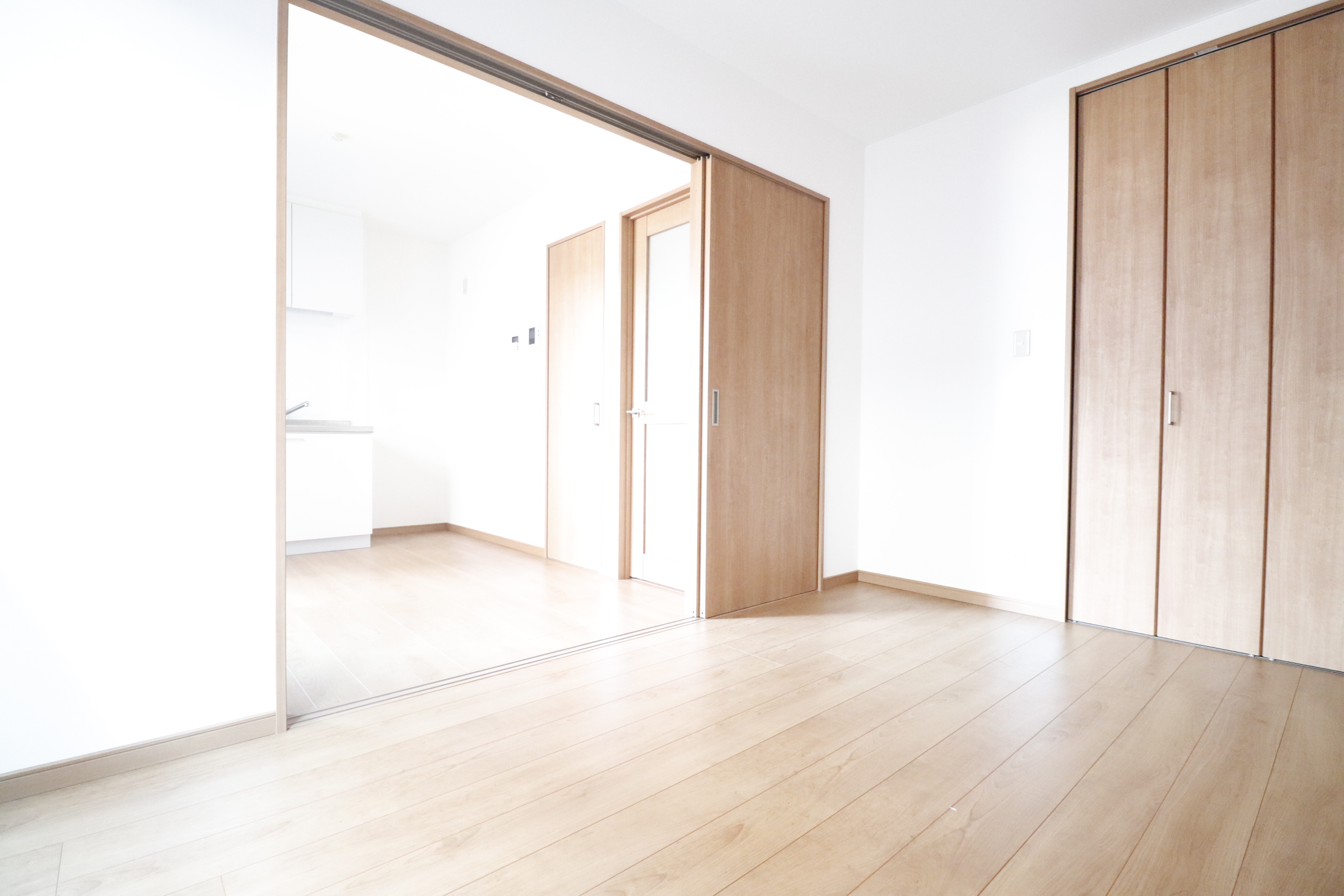 眺望　リビング隣の洋室♪