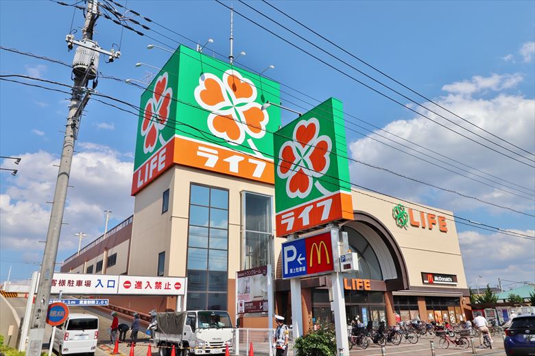 スーパー　ライフ新座店（スーパー）まで291m