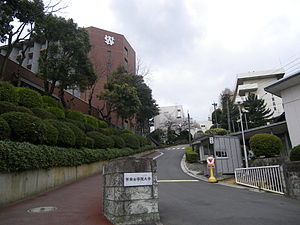 大学・短大　私立西南女学院大学短期大学部（大学・短大）まで262m
