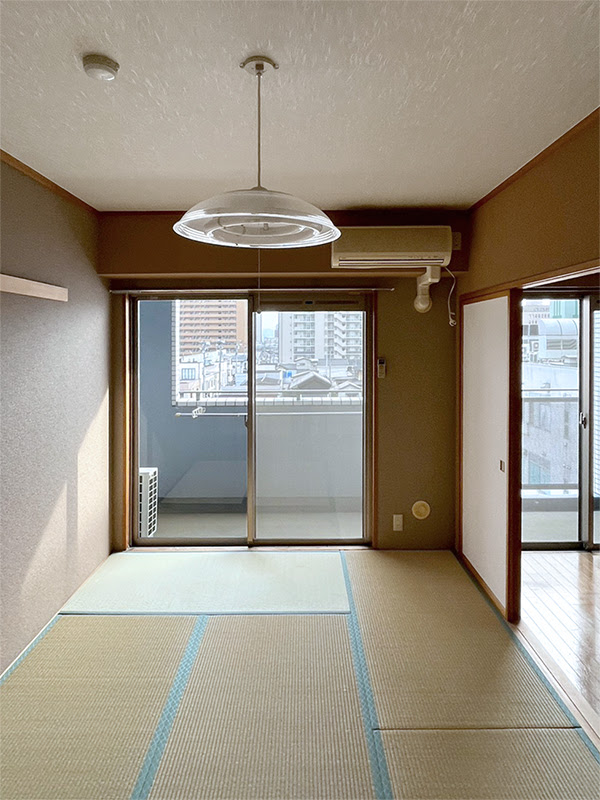 アシストマンションIIの居間写真