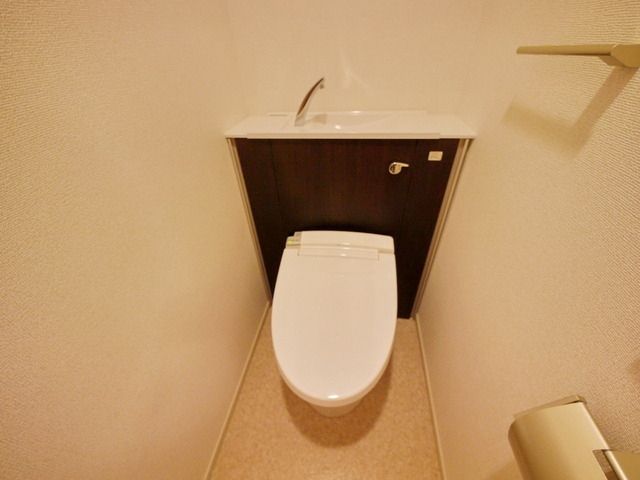 【狭山市富士見のマンションのトイレ】