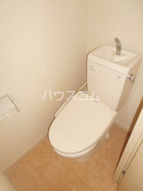 【世田谷区駒沢のマンションのトイレ】