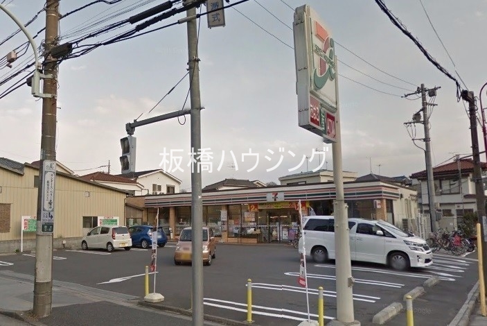 コンビニ　セブンイレブン板橋西台2丁目店（コンビニ）まで386m