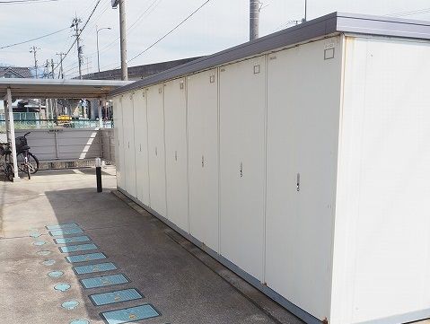 【魚津市北鬼江のアパートのその他設備】