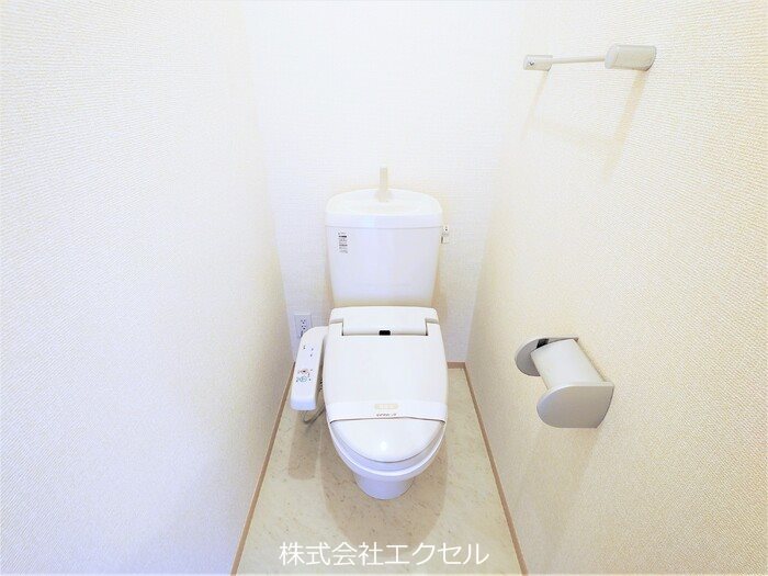 トイレ　同建物別室画像です