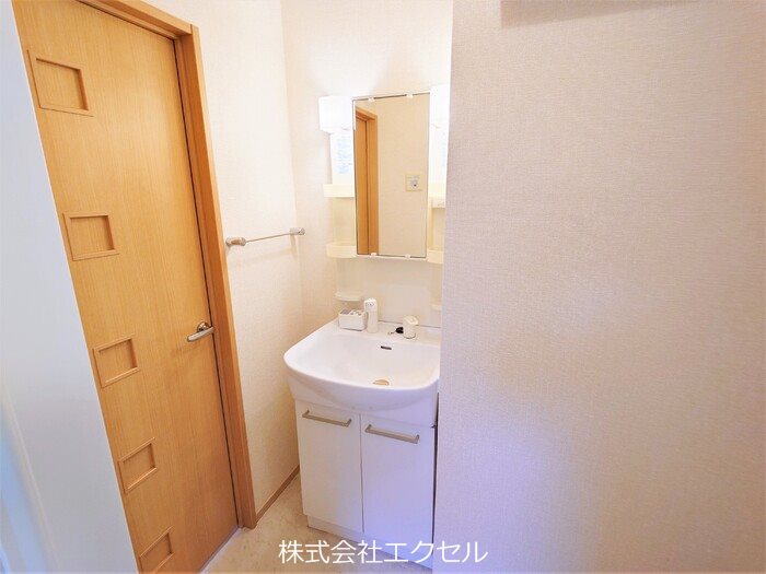 洗面設備　同建物別室画像です