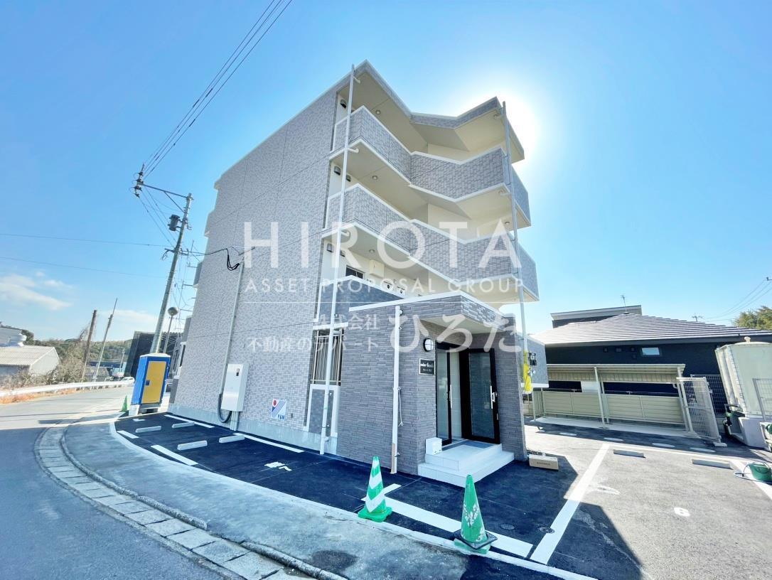 建物外観　※イメージパース