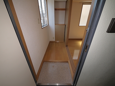 サンポエムの玄関写真