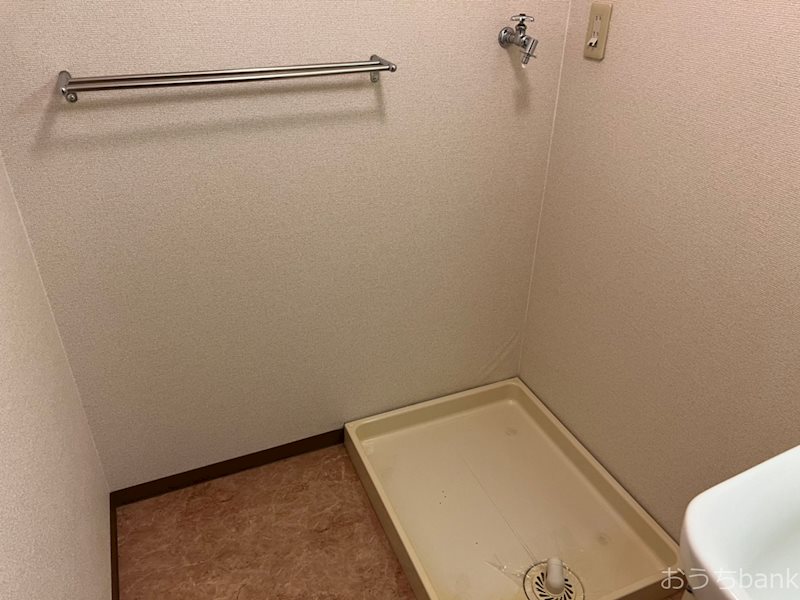 その他設備　洗濯機は室内に置けます。