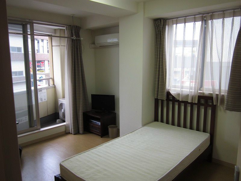 居室・リビング　別号室参考写真