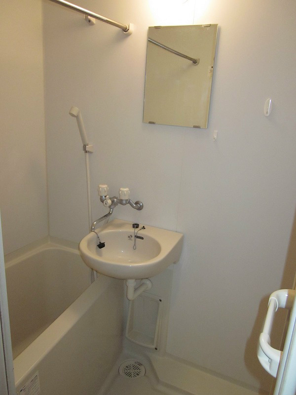 バス・シャワールーム　別号室参考写真