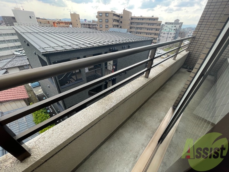 バルコニー　バルコニーはこんな感じです。イメージを掴んでください。